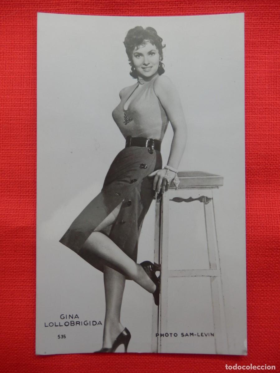 Kino: GINA LOLLOBRIGIDA, FOTOGRAFIA B/N TAMA&Ntilde;O POSTAL PHOTO SAM LEVIN, IMPECABLE