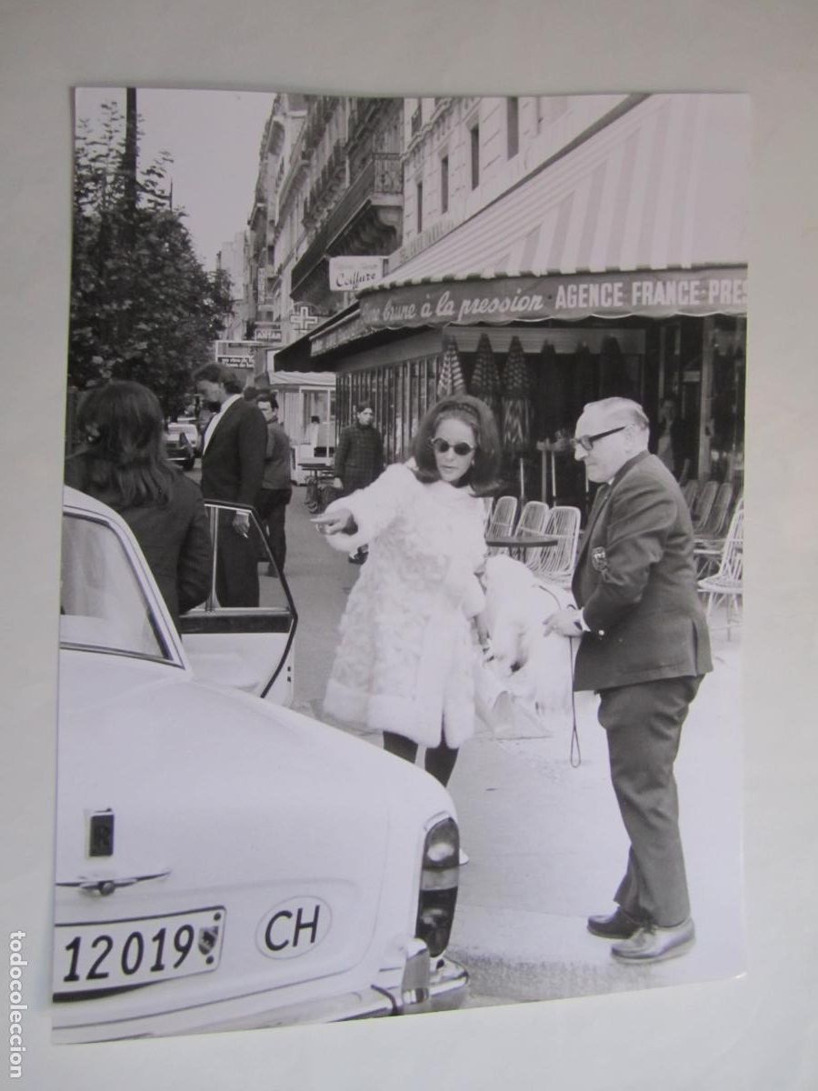 Cine: elizabeth liz taylor - foto press b/n original - cinema actress en paris a&ntilde;os 70 photo henry pessar