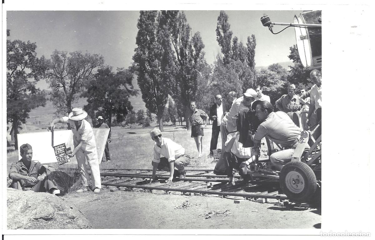 Cin&eacute;ma: F35120 AGUSTIN NAVARRO 15 BAJO LA LONA DIRECTOR RODAJE FOTO B/N ORIGINAL ESPA&Ntilde;OLA