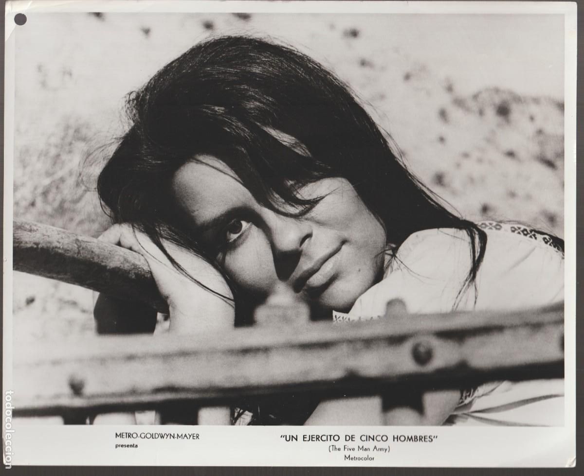 Cine: METRO GOLDWYN MAYER ''UN EJERCITO DE CINCO HOMBRES'' THE FIVE MAN ARMY - LA CHICA (C7)