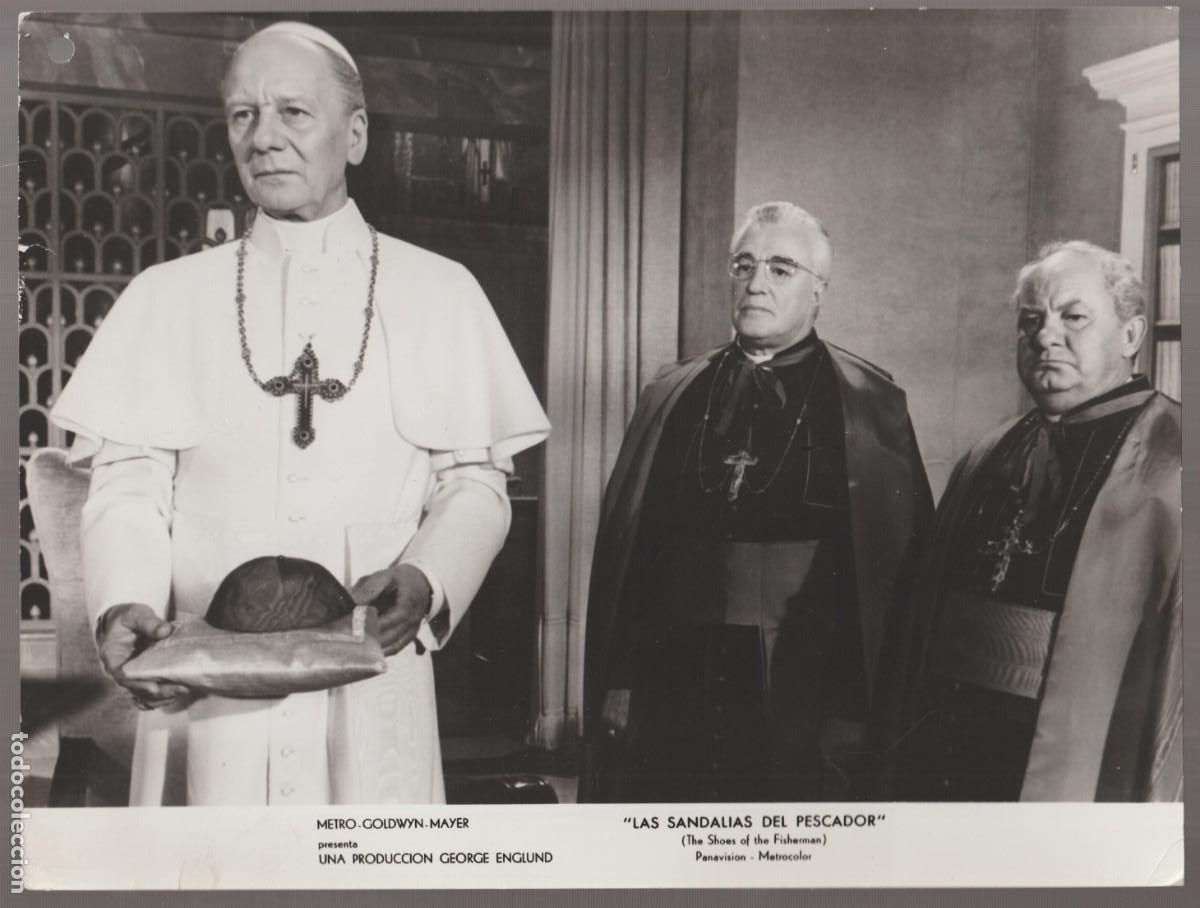 Cine: 1968 M.G.M ''LAS SANDALIAS DEL PESCADOR'' ANTHONY QUINN - PAPA Y DOS CARDENALES - C23