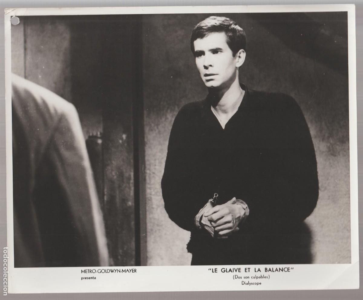 Cine: 1963 M.G.M. ''LE GLAIVE ET LA BALANCE'' DOS SON CULPABLES ANTHONY PERKINS RENATO SALVATORI - C25