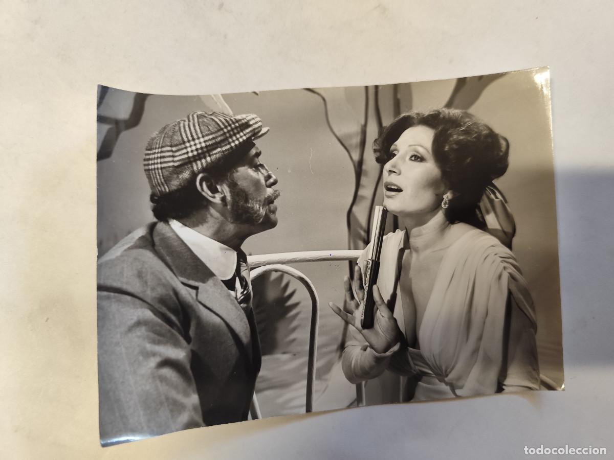 Cine: ROCIO JURADO Y LOPEZ VAZQUEZ, FOTO ORIGINAL DE TELEVISION ESPA&Ntilde;OLA GABINETE DE PRENSA A&Ntilde;OS 70