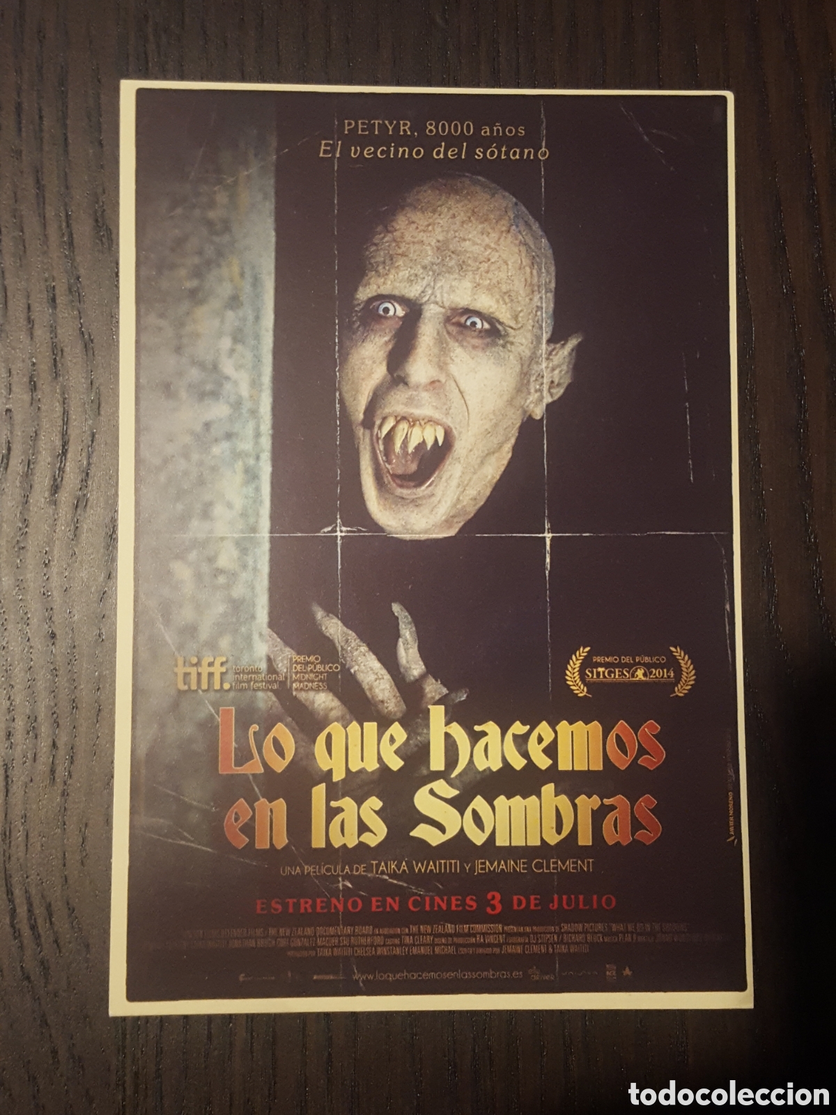 Cine: Postal promocional - Lo que hacemos en las sombras - Petyr - Taika Waititi