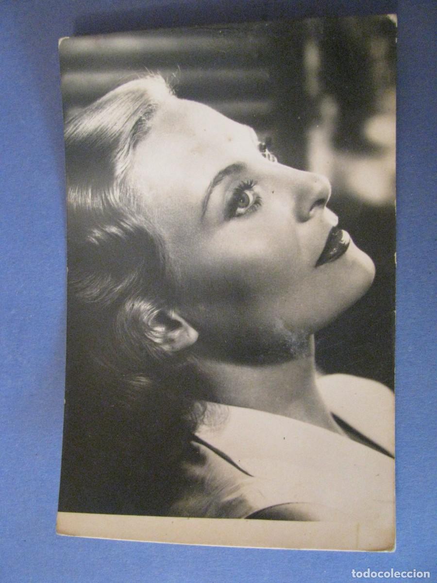 Cine: POSTAL FOTOGRAFICA DE MICHELE MORGAN. ED. JDP. SELLO PAPELERIA PLAZA DE LOS MARTIRES, MALAGA.