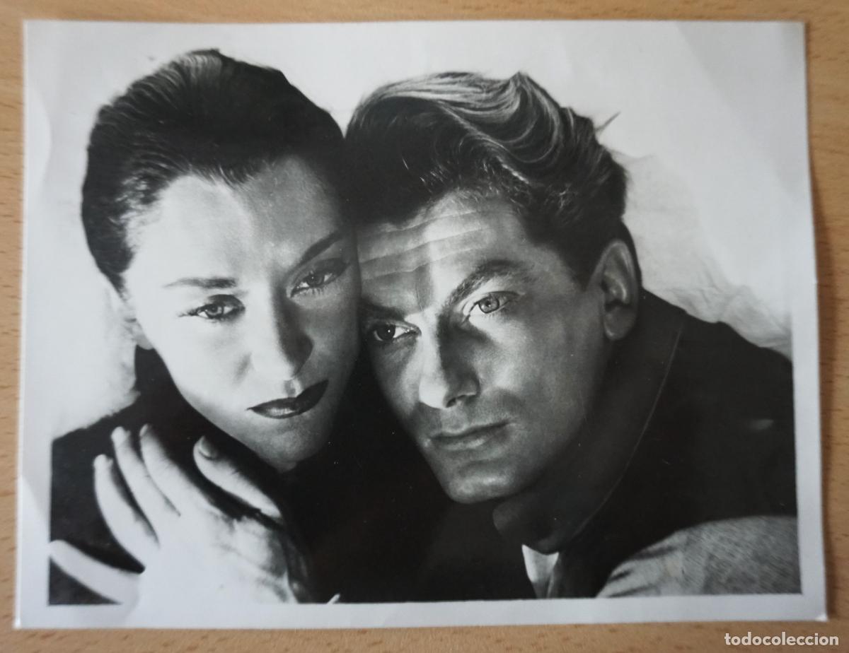 Cine: Fotograf&iacute;a de Mar&iacute;a Casares y Jean Marais en la pelicula &rdquo;ORPHEE&rdquo;. Ver fotos y comentarios
