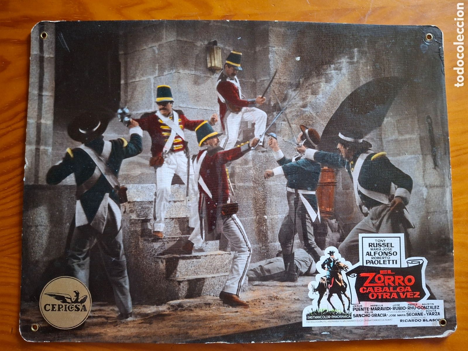 Cine: El zorro cabalga otra vez