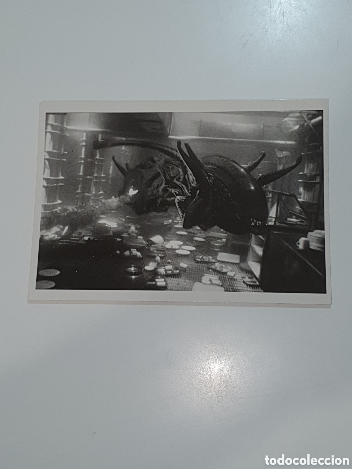 Cine: Postal - 48. Alien Resurrection - 57 - Sin Circular.