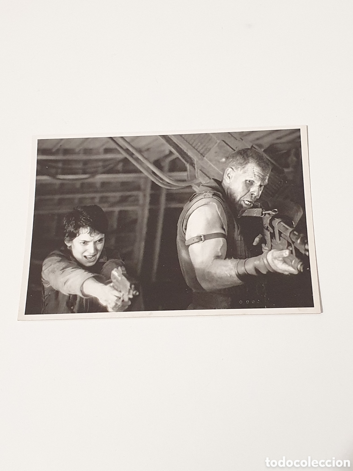 Cine: Postal-61. Alien Resurrection - 60 - Sin Circular.
