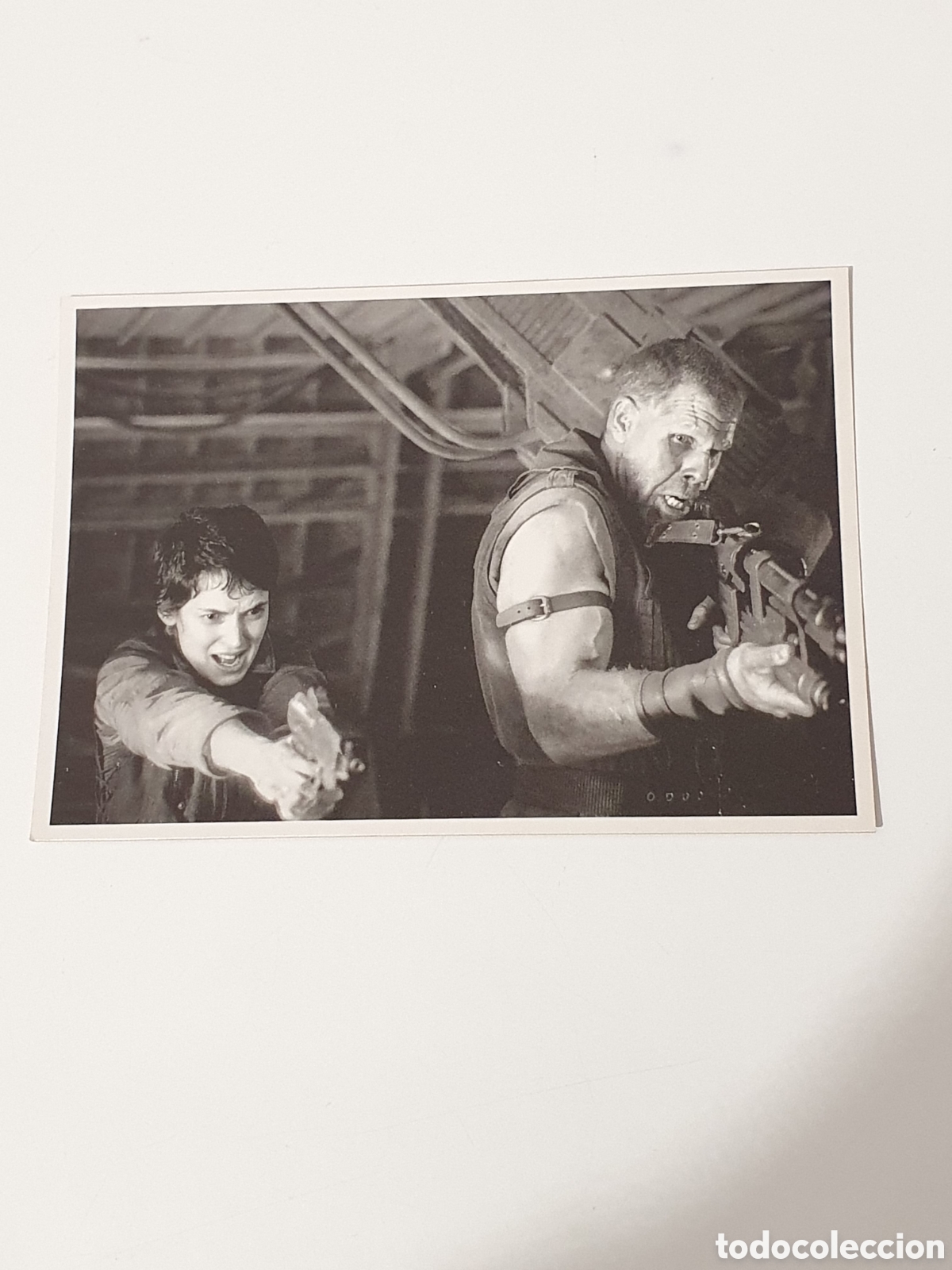 Cine: Postal-61. Alien Resurrection - 60 - Sin Circular.