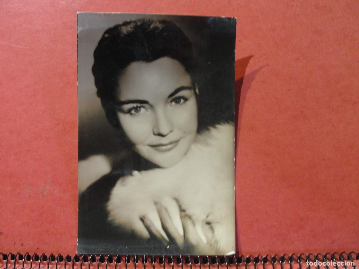 Cine: POSTAL NO CIRCULADA - JENNIFER JONES en ADIOS A LAS ARMAS - JRB 1957