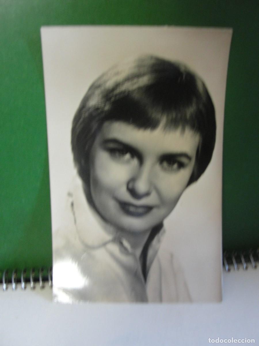 Cin&eacute;ma: 2684 - JOAN WOODWARD - foto columbia - muy buen estado - un v&eacute;rtice con arruguita