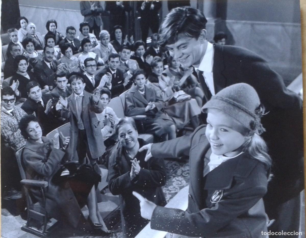 Cine: HA LLEGADO UN &Aacute;NGEL. FOTO 20X25CM. MARISOL, JOS&Eacute; MAR&Iacute;A TASSO, ISABEL GARC&Eacute;S