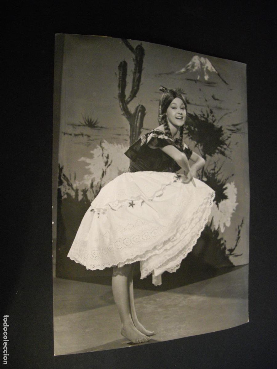 Kino: MARISOL PEPA FLORES ACTRIZ PELICULA MARISOL RUMBO A RIO FOTOGRAFIA ORIGINAL 17,5 X 23,5 CM