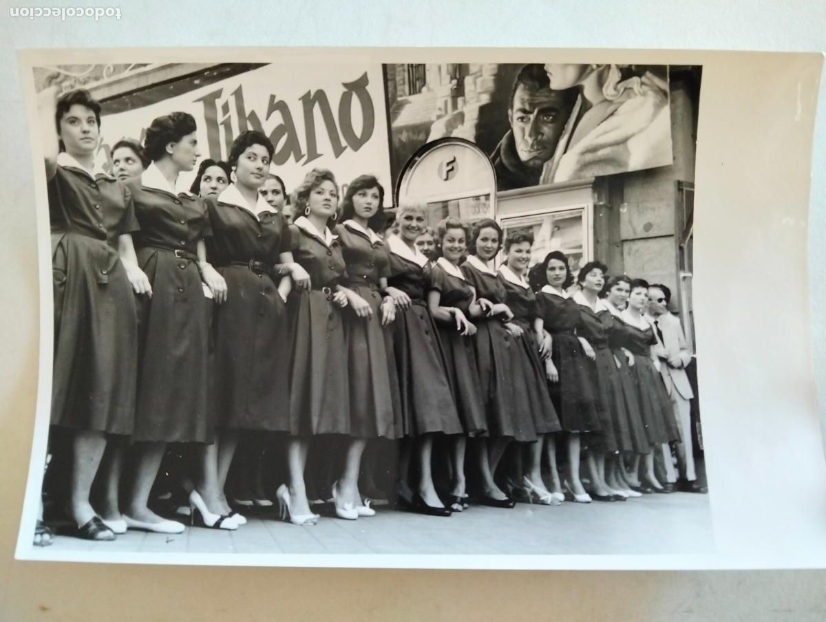 Cin&eacute;ma: FOTOGRAFIA PELICULA LAS MUCHACHAS DE AZUL, MEDIDAS 18 X 12 CM