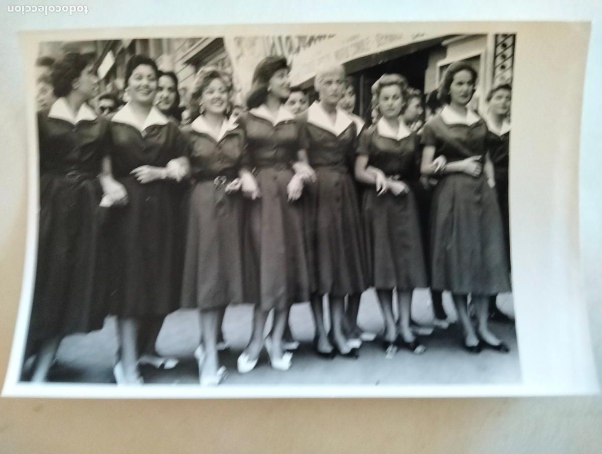 Cin&eacute;ma: FOTOGRAFIA PELICULA LAS MUCHACHAS DE AZUL, MEDIDAS 18 X 12 CM