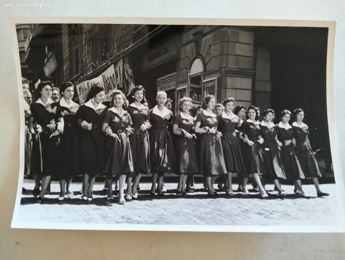 Cin&eacute;ma: FOTOGRAFIA PELICULA LAS MUCHACHAS DE AZUL, MEDIDAS 18 X 12 CM