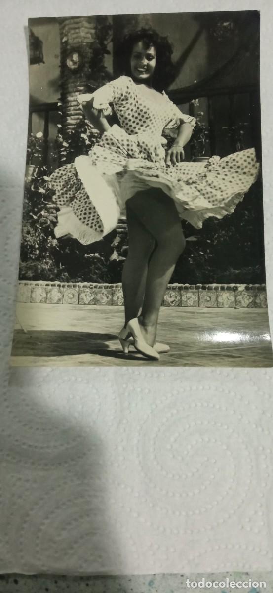 Cine: POSTAL CARMEN SEVILLA EN LA PELICULA UNA AVENTURA PARA DOS