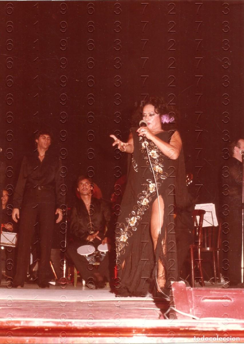 Cine: LOLA FLORES MERCEDES VECINO ARCHIVO PEPE VAQUERO MARIDO FOTOGRAFIA UNICA 23X17 LM52