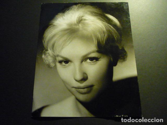 Kino: MYLENE DEMONGEOT ACTRIZ ANTIGUA FOTOGRAFIA 18 X 24 CM