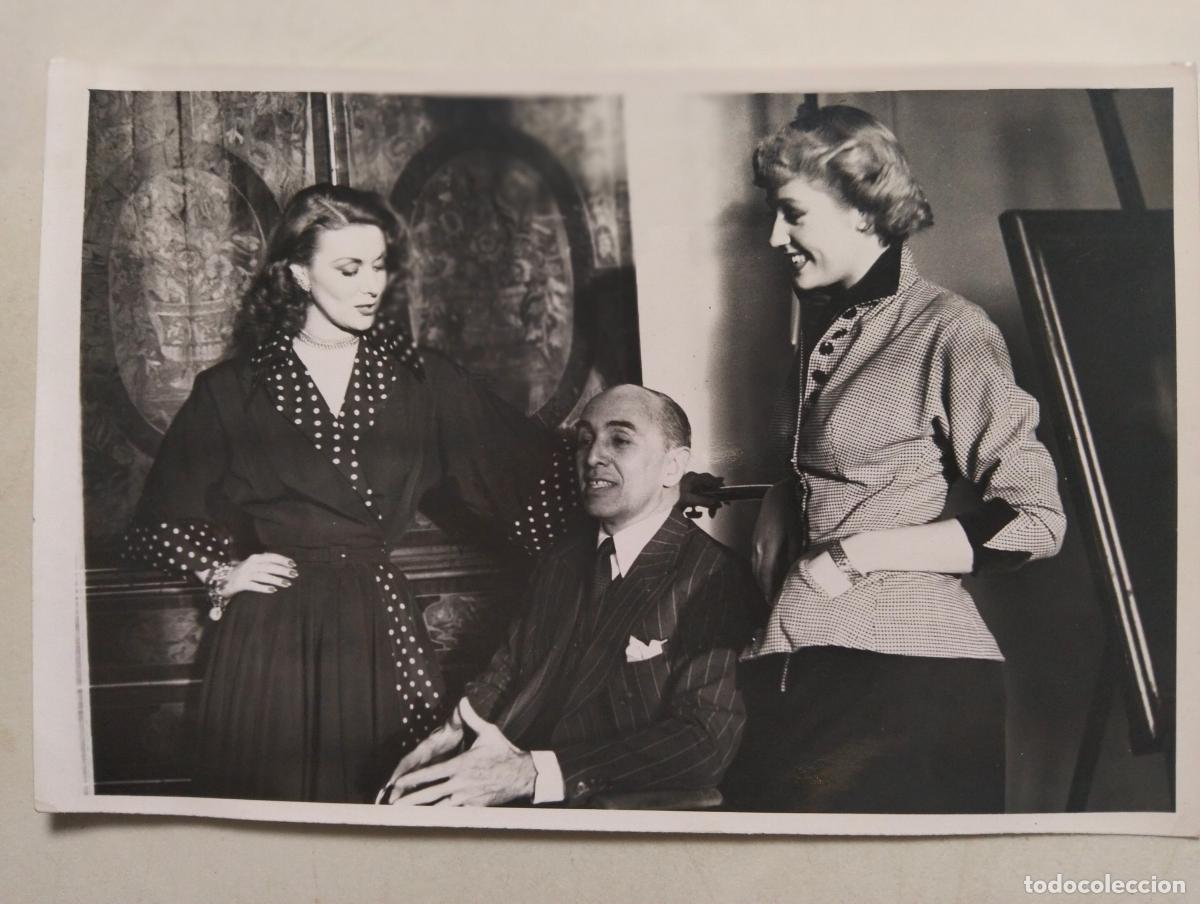 Cine: ANTIGUA FOTOGRAFIA ANALIA GADE CON COMPA&Ntilde;EROS, MEDIDAS 18 X 12 CM