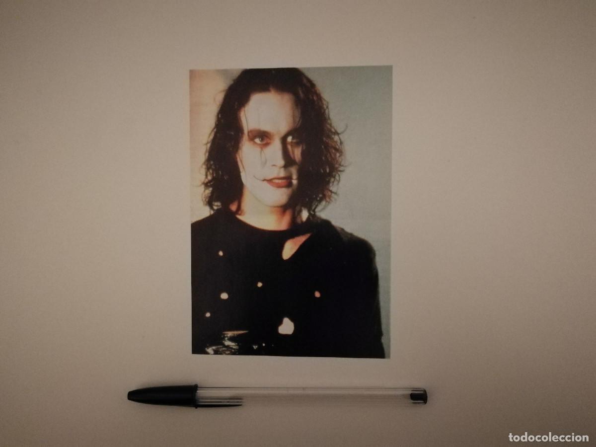 Kino: TARJETA ACARTONADA -10*15- EL CUERVO - BRANDON LEE