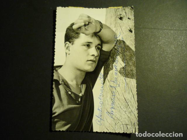 Cine: MANUEL MANZANEQUE ACTOR ANTIGUA FOTOGRAFIA CON FIRMA AUTOGRAFA 9 X 13 CM