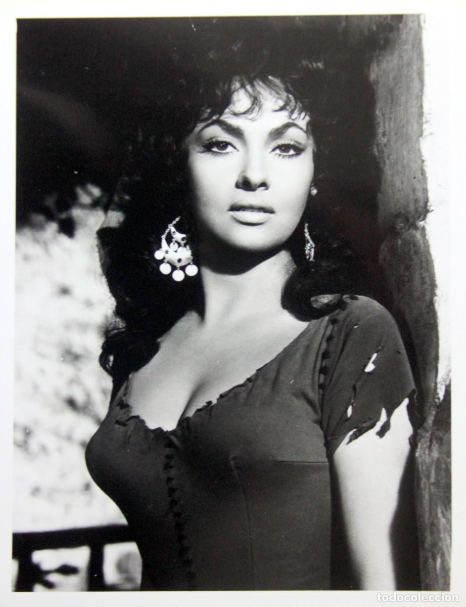 Cinema: GINA LOLLOBRIGIDA - FOTO 25x 20 APROX