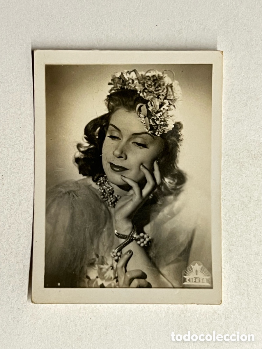 Cine: ANA MARISCAL, actriz espa&ntilde;ola. Cifesa Fotograf&iacute;a (h.1950?) Med&iacute;das: 4 x 5,5 cm