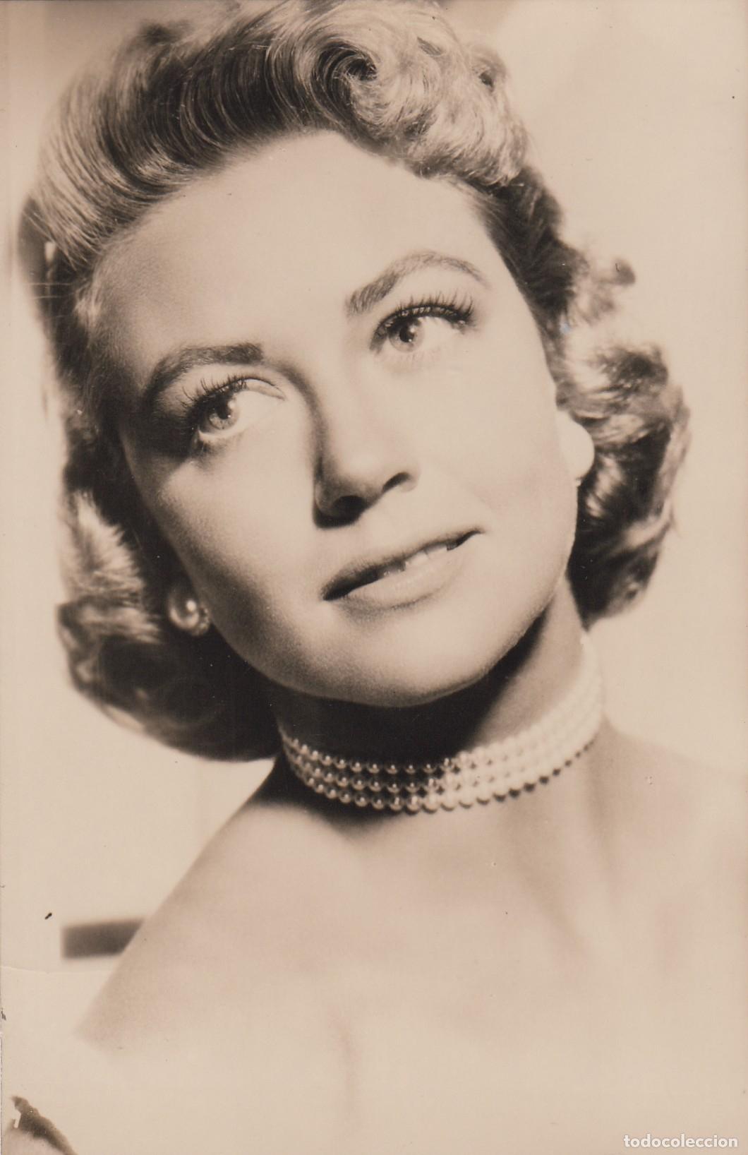 Kino: POSTAL - DOROTHY MALONE - PROTAGONISTA DE LA PEL&Iacute;CULA: EL HOMBRE DE LAS MIL CARAS - BLANCO Y NEGRO