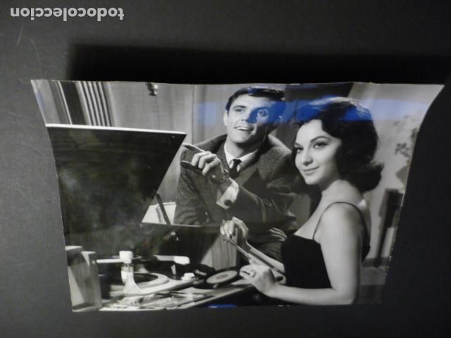 Kino: PEDRO OSINAGA Y MARA CRUZ ACTORES ANTIGUA FOTOGRAFIA 19 X 25 CM