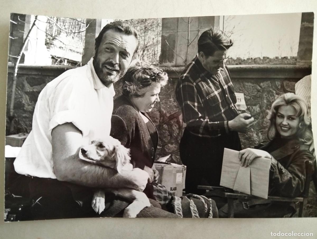 Cin&eacute;ma: FOTOGRAFIA ANALIA GADE Y JEAN CLAUDE PASCAL , PELICULA LA ENCRUCIJADA 1959, MEDIDAS 18X12 CM