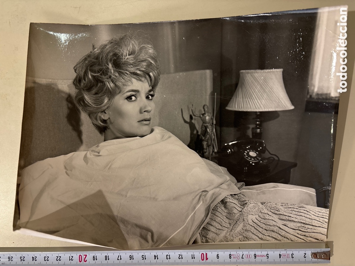 Cin&eacute;ma: FOTO. T&Iacute;TULO: UNA CHICA CASI FORMAL. LISELOTTE PULVER. DIREC. LADISLAO VAJDA.