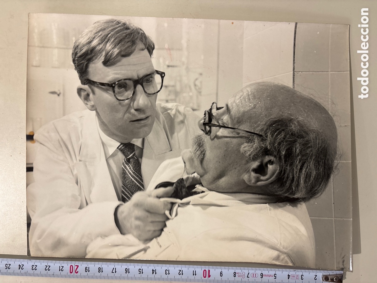 Cine: FOTO. T&Iacute;TULO: BOMBAS PARA LA PAZ. FERNANDO FERN&Aacute;N G&Oacute;MEZ, PEPE ISBERT, JULITA MART&Iacute;NEZ, SUSANA CAMPOS