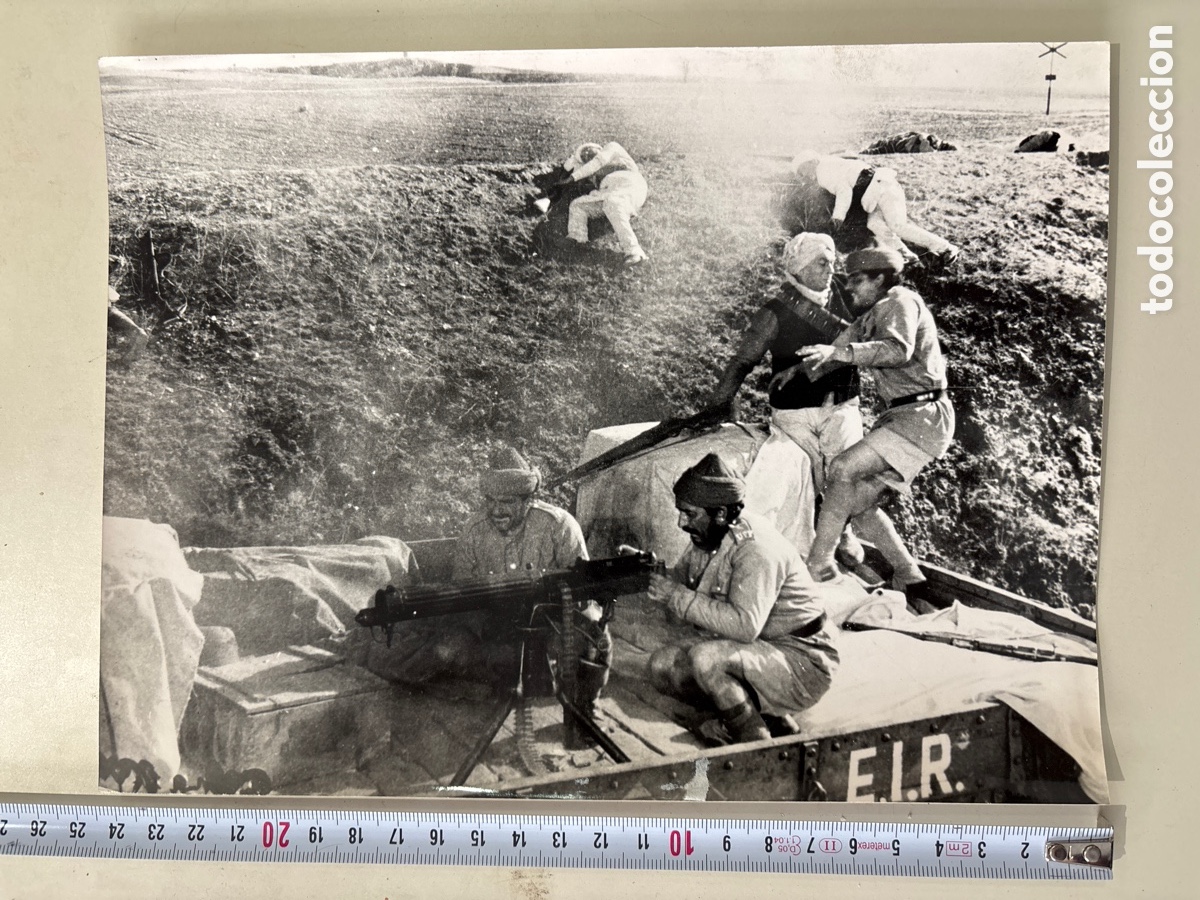 Cine: FOTO. TITULO: LEYENDA DE UN VALIENTE. YUL BRINNER, TREVOR HOWARD, HARRY ANDREWS, VIRGINIA NORTH, AND