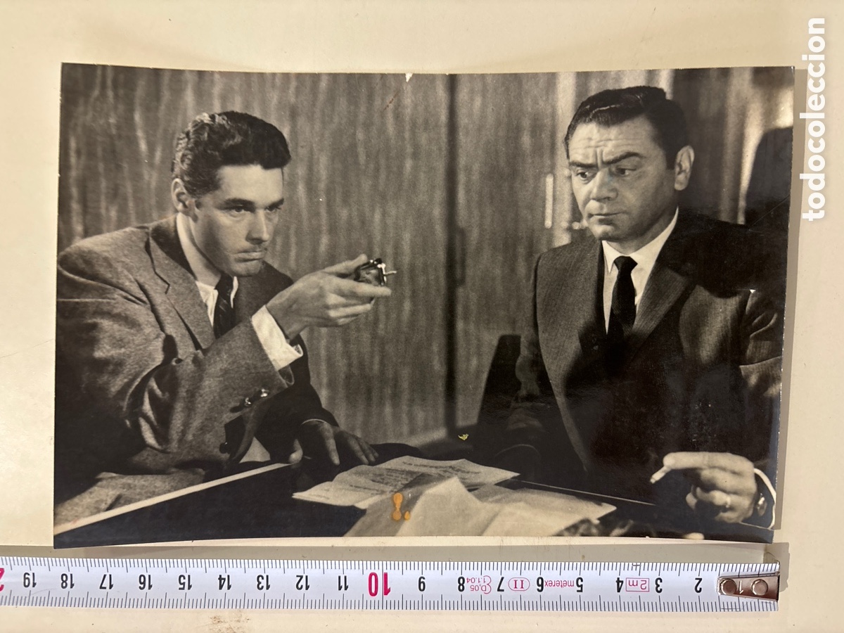 Cine: FOTO. T&Iacute;TULO: PENDIENTE DE UN HILO. ERNEST BORGNINE, KERWIN MATHEWS, COLLEEN DEWHURTS. DIREC. ANDRE