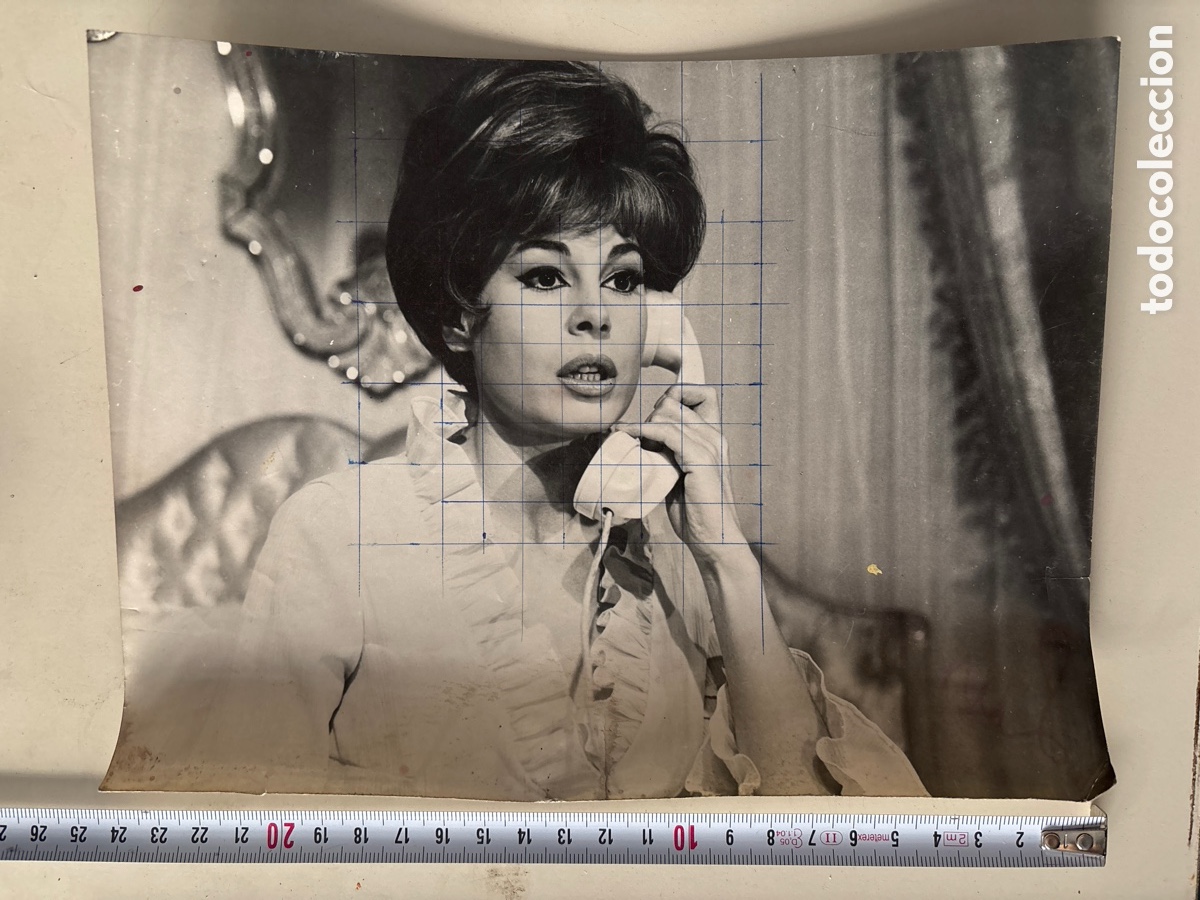 Kino: FOTO. T&Iacute;TULO: LAS NOCHES DE MONSIEUR MAX. LAURA VALENZUELA, JEAN POIRET, M&Iacute;CHEL SERRAULT, SOPHIE DES