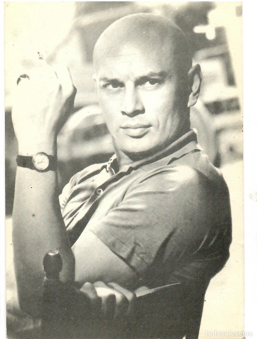 Cin&eacute;ma: Yul Brynner. 2&ordf; serie. Foto ficha, obsequio Revista Romantica. 10 x 14.7 cms. Vell i Bell