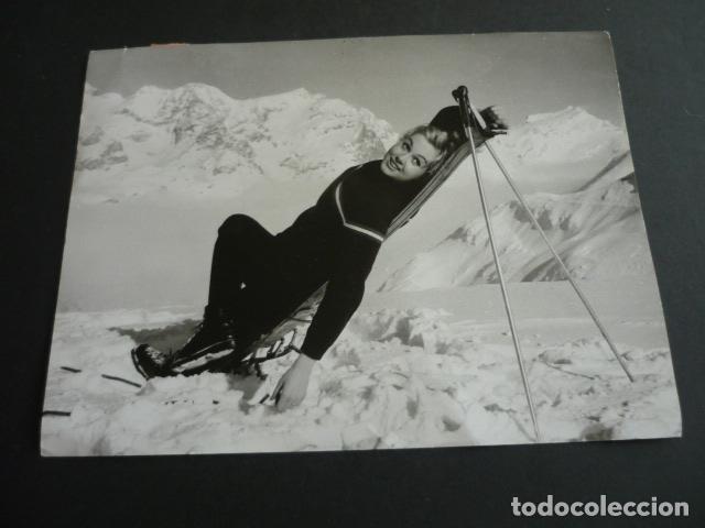 Cin&eacute;ma: MYLENE DEMONGEOT ACTRIZ ANTIGUA FOTOGRAFIA 18 X 24 CM