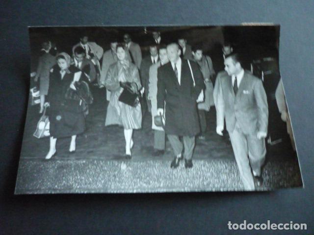 Kino: DAVID NIVEN ACTOR EN MADRID ANTIGUA FOTOGRAFIA ORIGINAL 13 X 18 CM