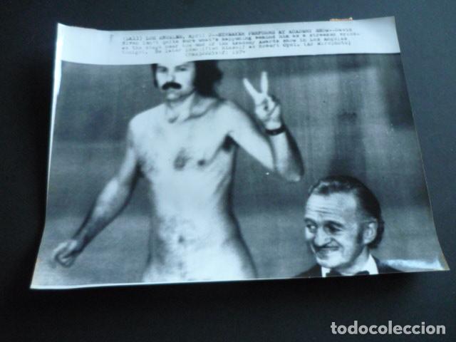 Kino: DAVID NIVEN ACTOR ANTIGUA FOTOGRAFIA ORIGINAL 18 X 24 CM