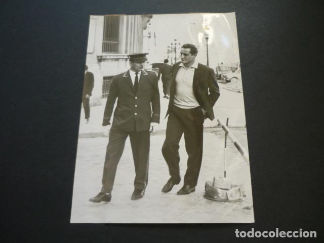 Kino: VITTORIO GASSMAN ACTOR ANTIGUA FOTOGRAFIA 13 X 18 CM