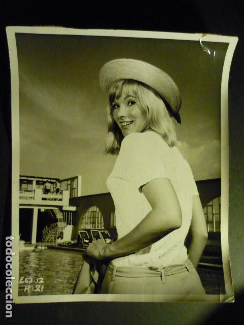 Cinema: SUSAN HAMPSHIRE ACTRIZ ANTIGUA FOTOGRAFIA 20 X 25 CM