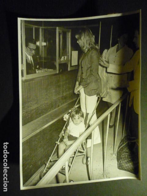 Cinema: SUSAN HAMPSHIRE ACTRIZ ANTIGUA FOTOGRAFIA 18 X 24 CM