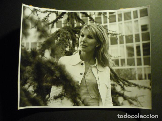 Cinema: SUSAN HAMPSHIRE ACTRIZ ANTIGUA FOTOGRAFIA 18 X 24 CM