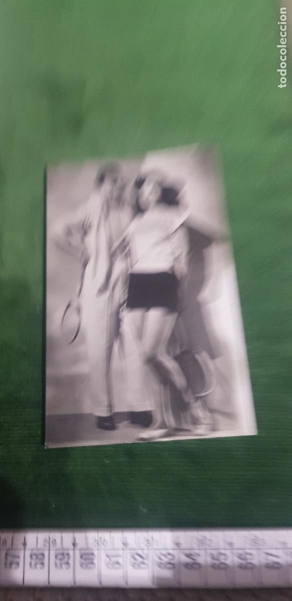 Cinema: ROBERT STERLING Y JOAN DIXON