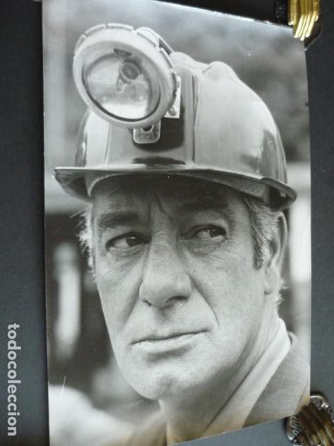 Cin&eacute;ma: JOSE SUAREZ CON CASCO DE MINERO ACTOR ANTIGUA FOTOGRAFIA 30 X 20 CM