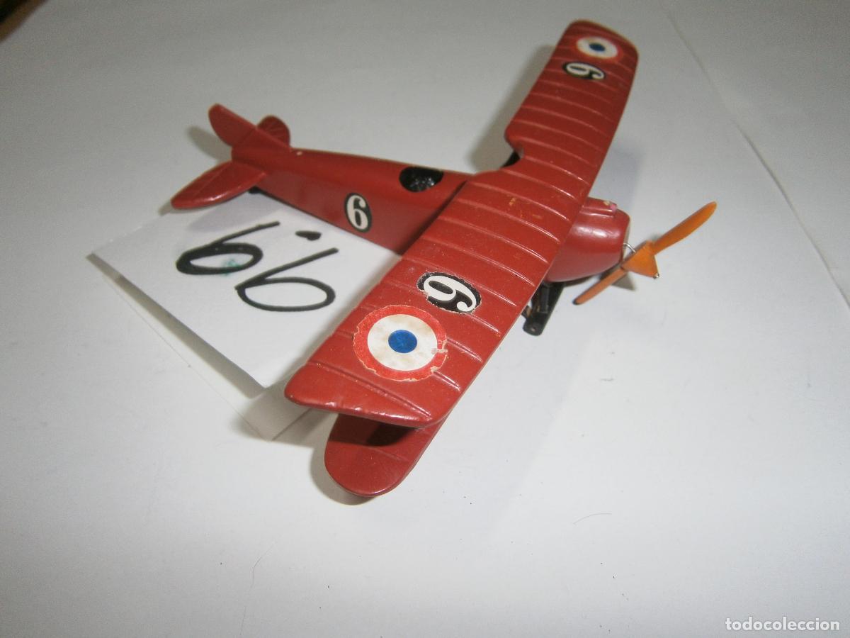 Kino: AVION ACROBATICO DE MADERA TAMA&Ntilde;O MEDIO +- 15 CM