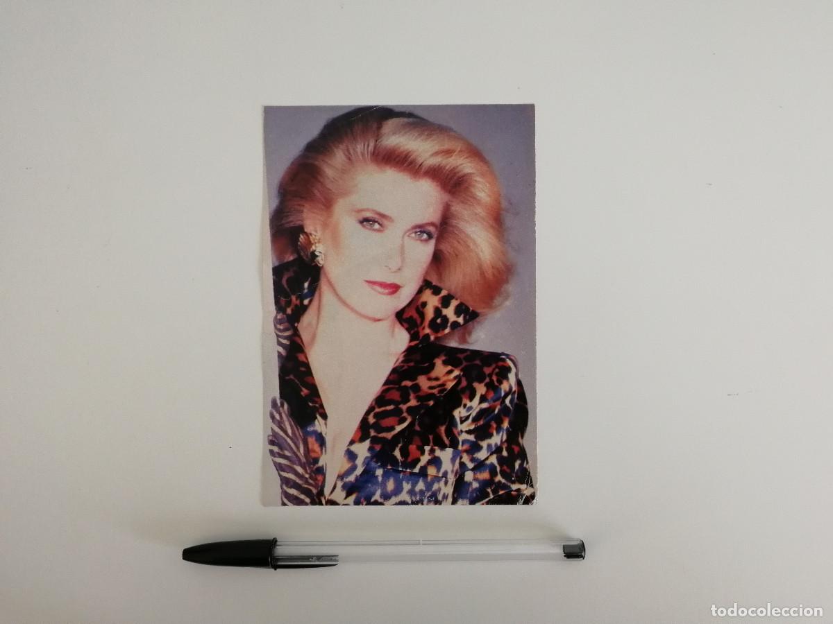 Cin&eacute;ma: TARJETA ACARTONADA -10*15 - CATHERINE DENEUVE