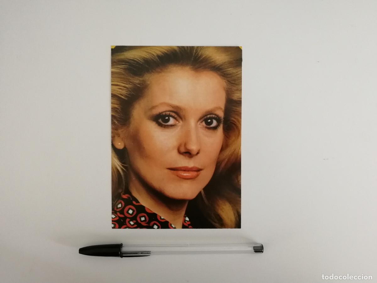 Cin&eacute;ma: TARJETA ACARTONADA -10*15 - CATHERINE DENEUVE